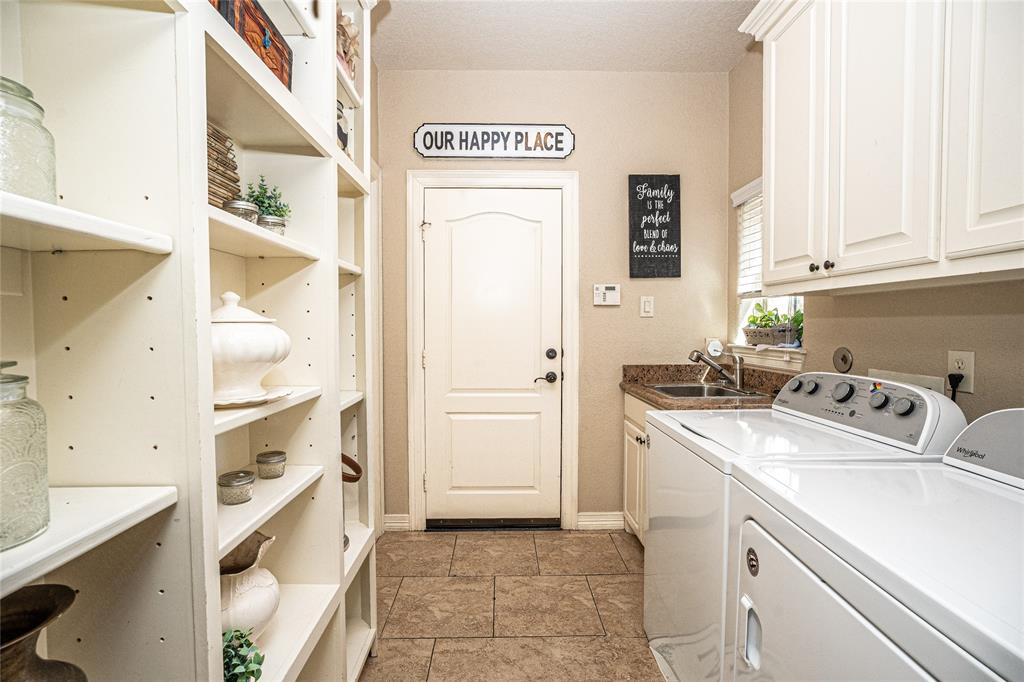 612 Northfield Drive, Friendswood, Texas image 18