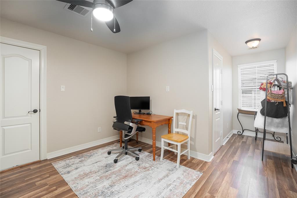 612 Northfield Drive, Friendswood, Texas image 40