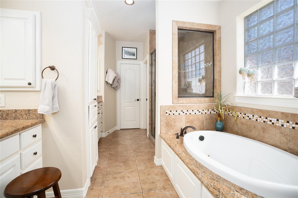612 Northfield Drive, Friendswood, Texas image 24