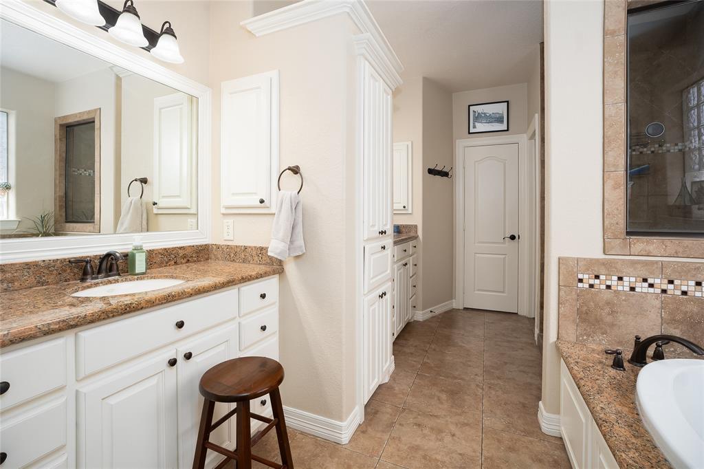 612 Northfield Drive, Friendswood, Texas image 22