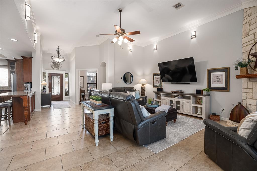 612 Northfield Drive, Friendswood, Texas image 8