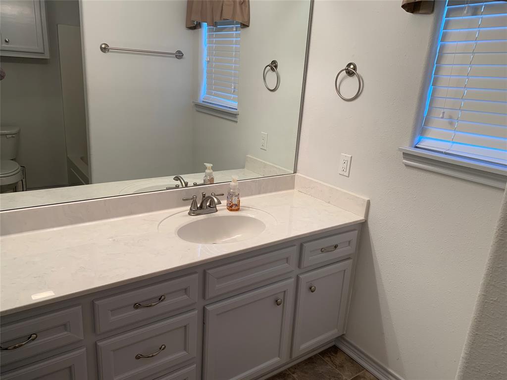 100 Ridgecrest Street, Hallettsville, Texas image 28