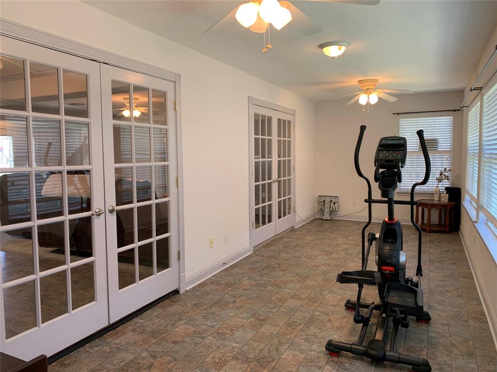 100 Ridgecrest Street, Hallettsville, Texas image 14