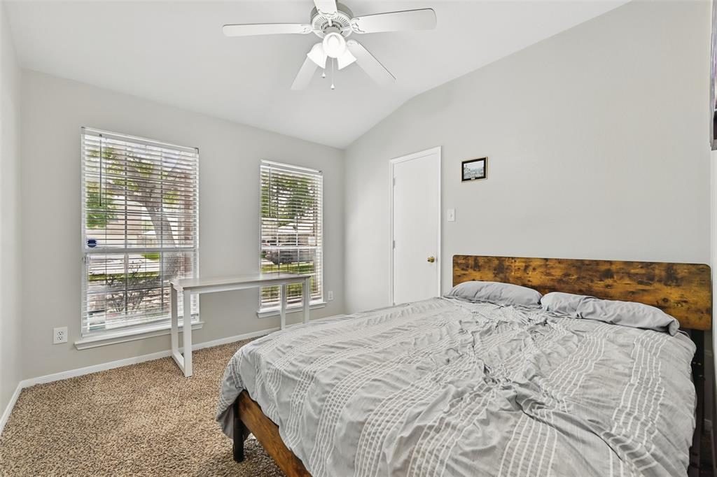 7918 Leaning Oak Drive, Texas City, Texas image 21