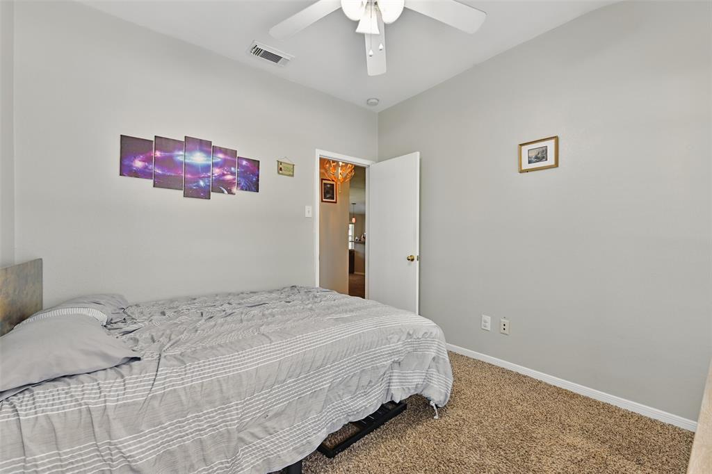 7918 Leaning Oak Drive, Texas City, Texas image 20