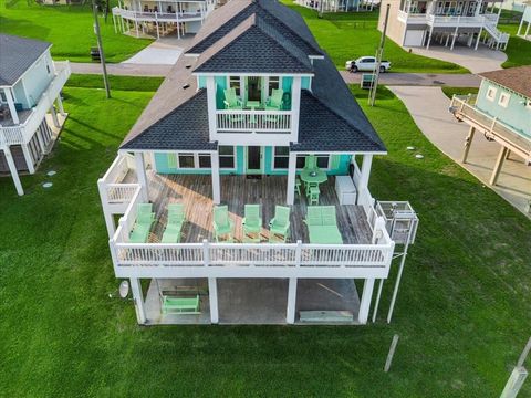 A home in Crystal Beach