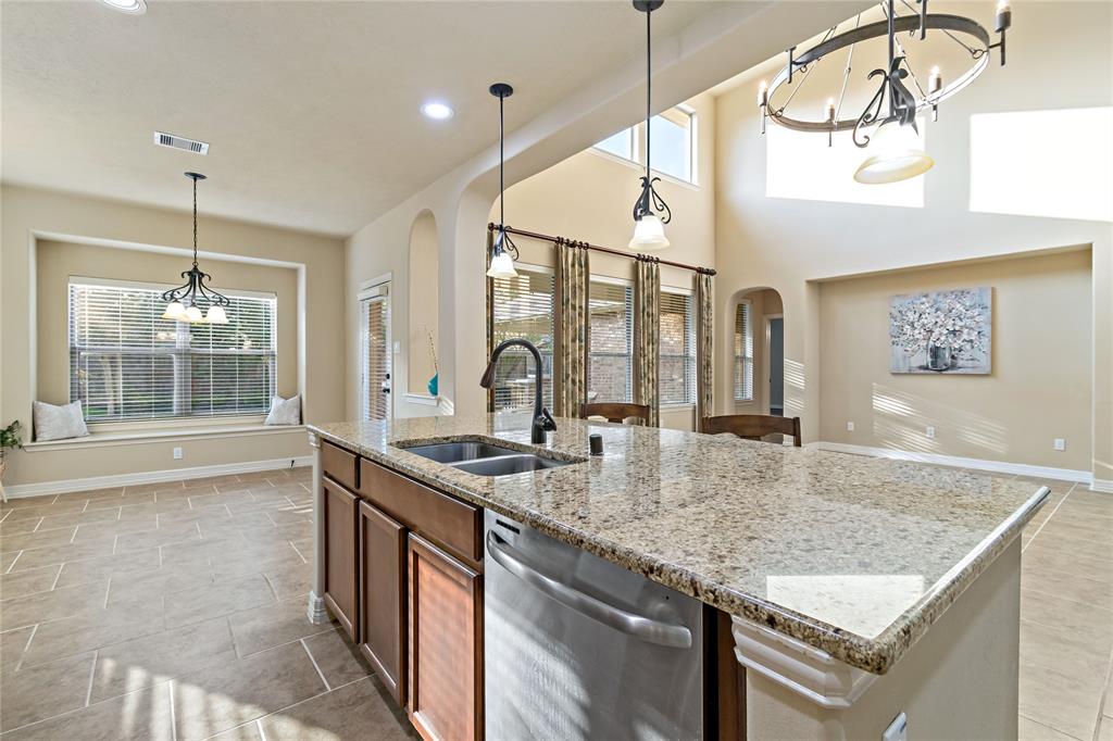25015 Hessett Creek Drive, Porter, Texas image 15