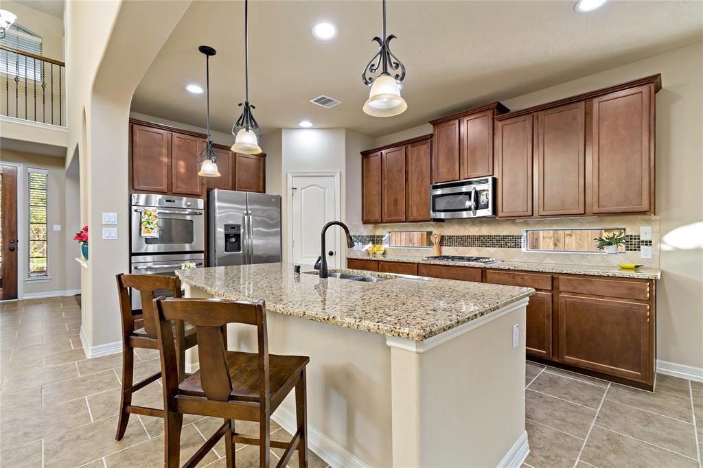 25015 Hessett Creek Drive, Porter, Texas image 14