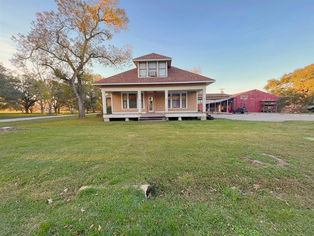 40 Avenue H, Markham, Texas image 2
