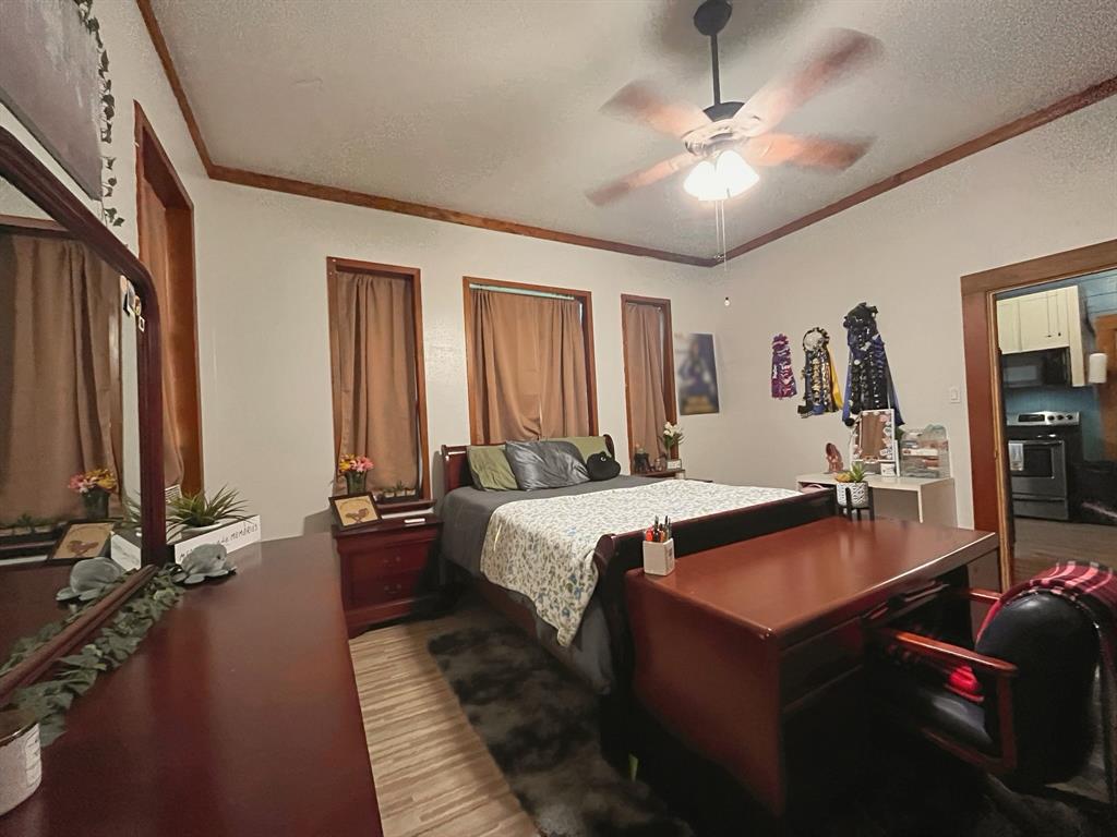 40 Avenue H, Markham, Texas image 12