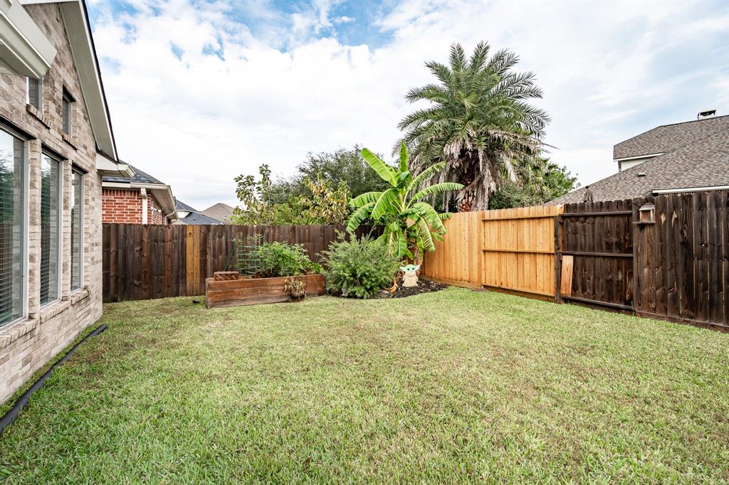 204 Grand Creek Drive, League City, Texas image 36