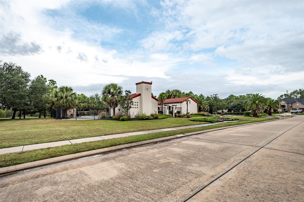 204 Grand Creek Drive, League City, Texas image 50