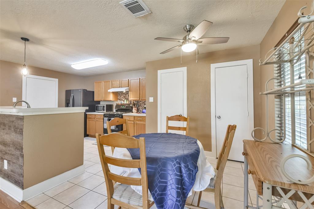 18388 Ten Oaks Court, Porter, Texas image 10