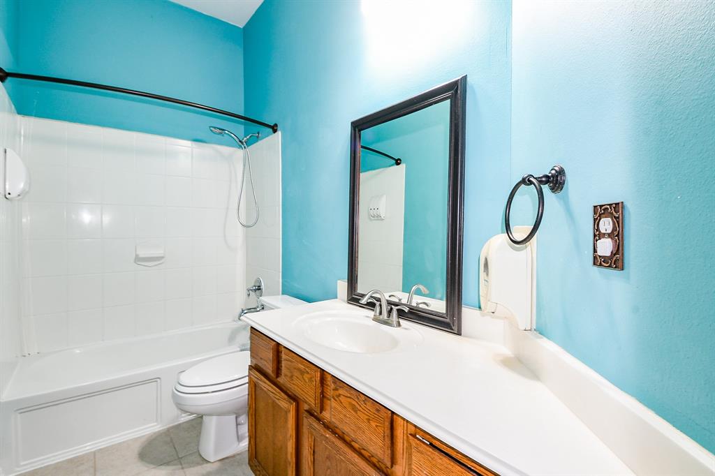 18002 Outback Lakes Trail, Humble, Texas image 29