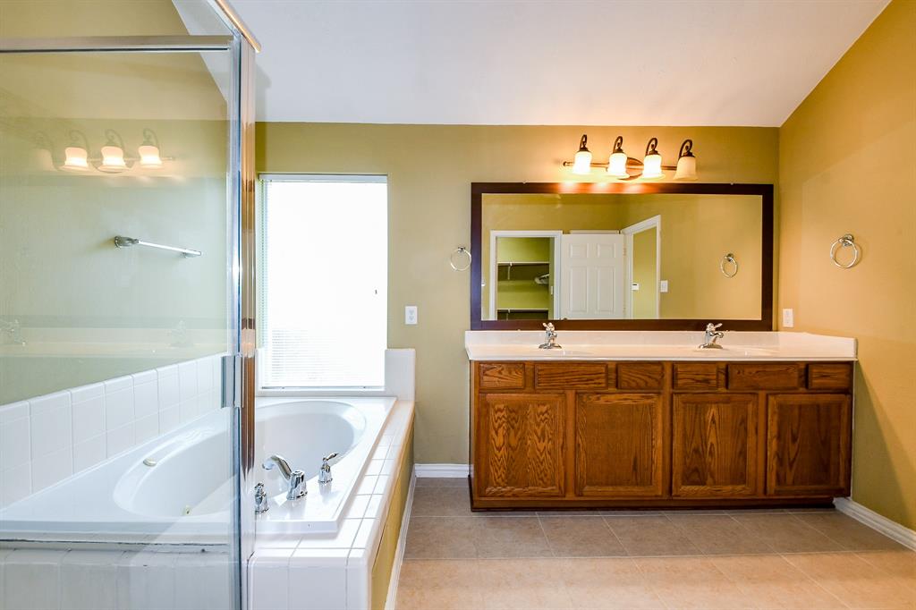 18002 Outback Lakes Trail, Humble, Texas image 21