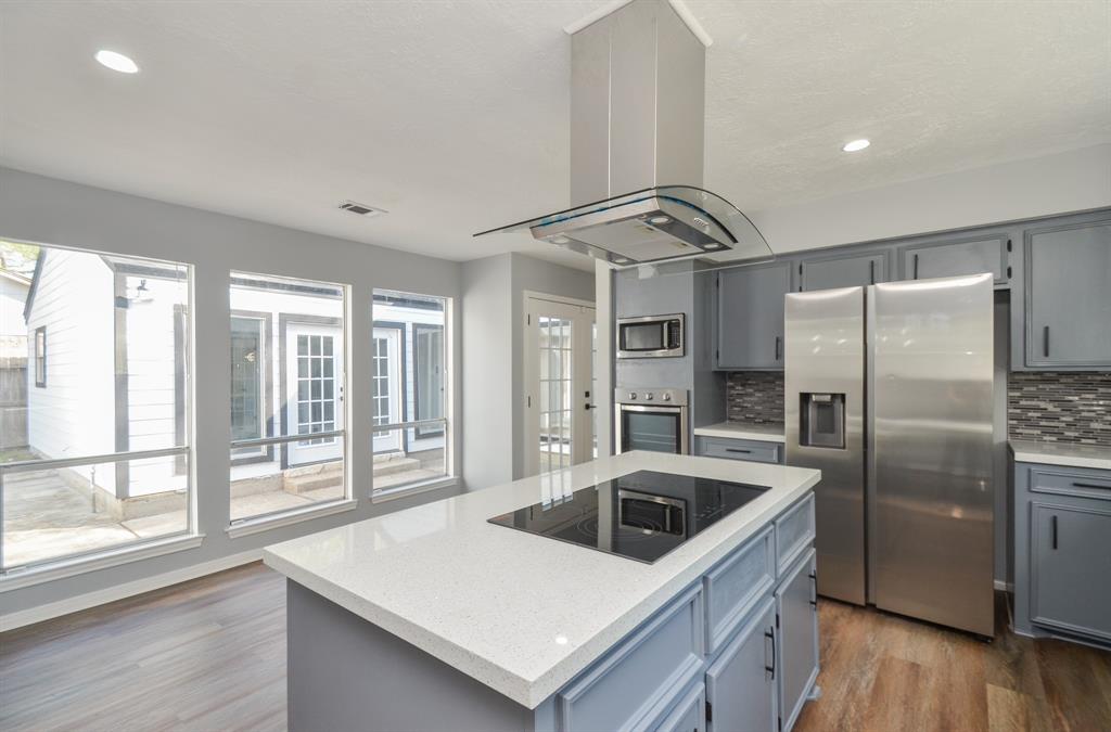 48 Artesia, Conroe, Texas image 21