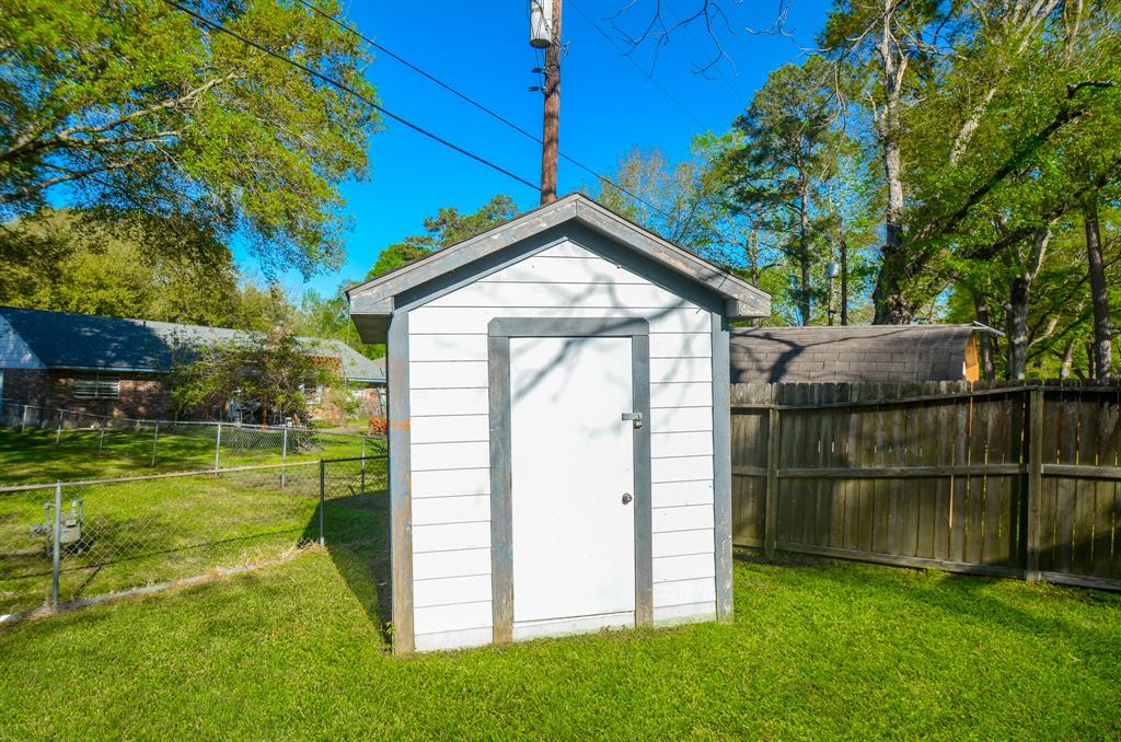 48 Artesia, Conroe, Texas image 50