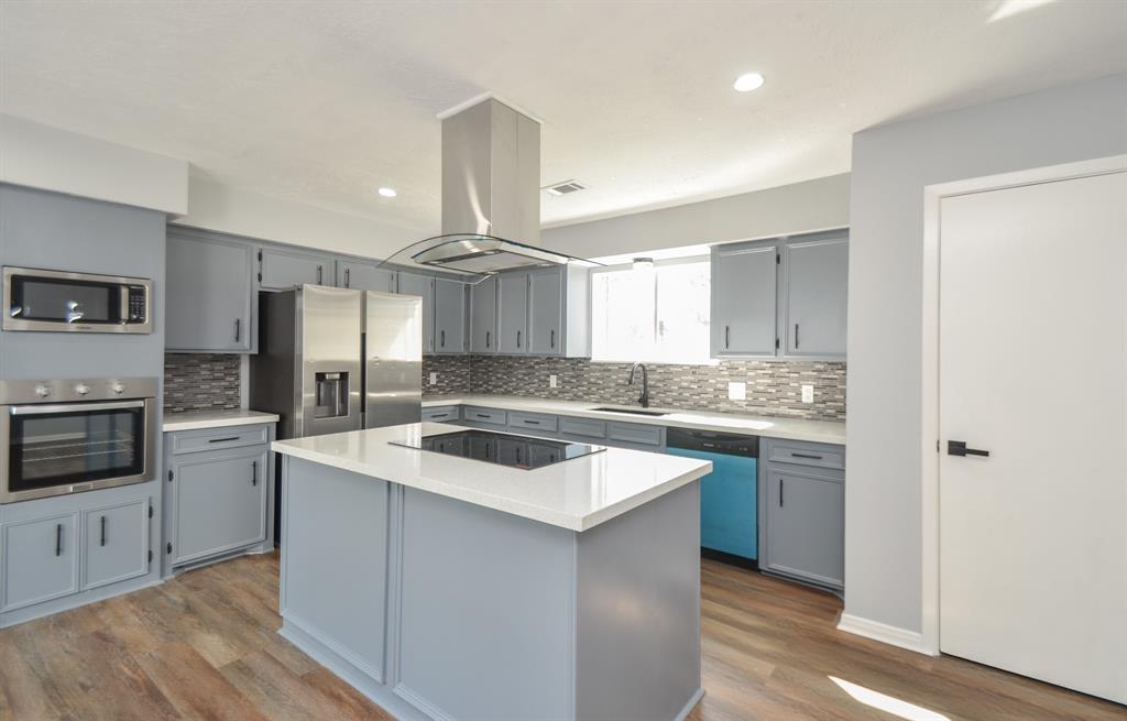 48 Artesia, Conroe, Texas image 17