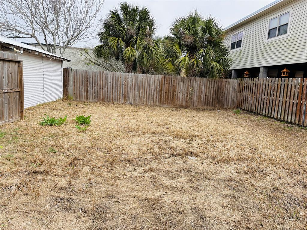 7121 P 1/2, Galveston, Texas image 25