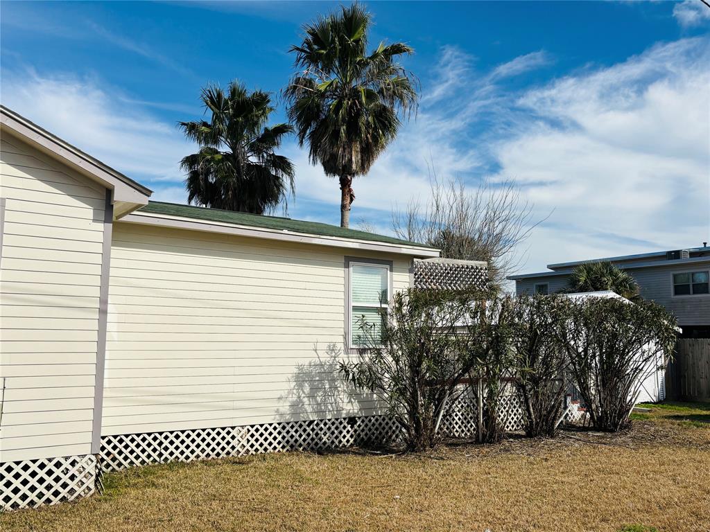 7121 P 1/2, Galveston, Texas image 20
