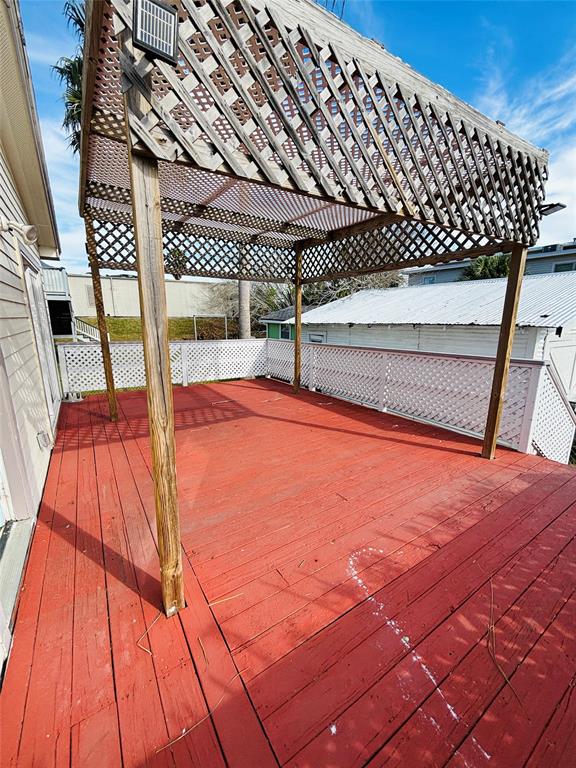 7121 P 1/2, Galveston, Texas image 19