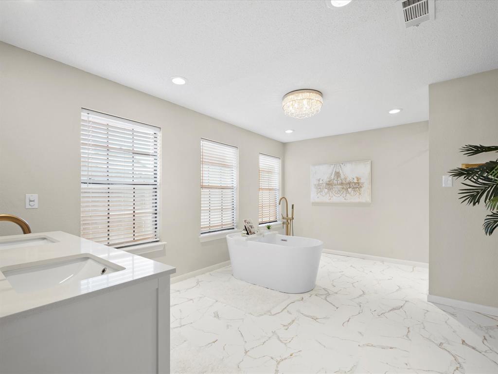 19219 Nehoc Lane, Humble, Texas image 2