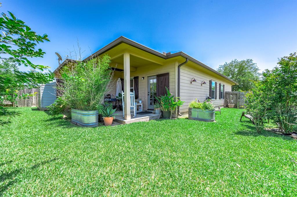 230 Shoshone Ridge Drive, La Marque, Texas image 24