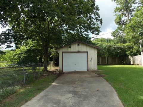 A home in Lake Jackson