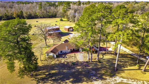 5519 US Highway 59 N Livingston TX 77351