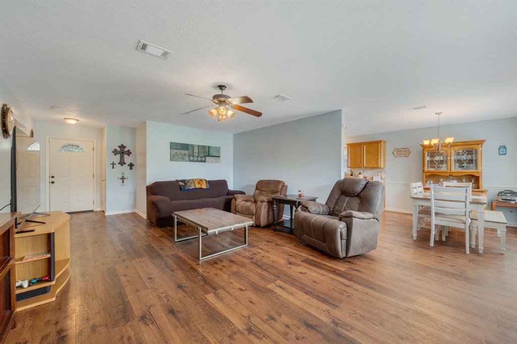 1904 Sharon Drive