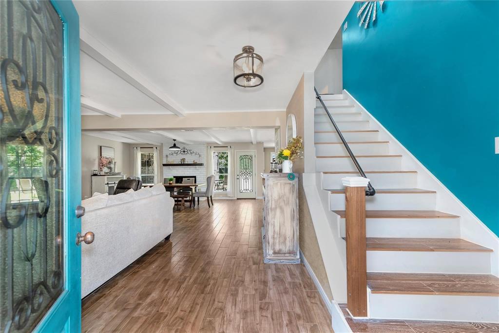 676 Ravensworth Drive, Conroe, Texas image 3