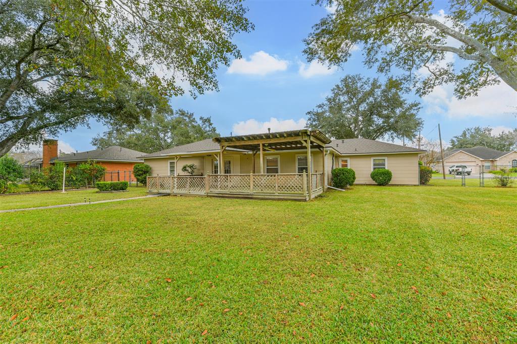 801 Trochta Street, El Campo, Texas image 39