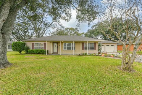 A home in El Campo