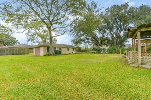 A home in El Campo