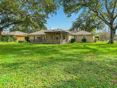 A home in El Campo