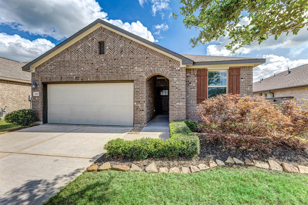 25907 Azure Rock Lane, Richmond, Texas image 2