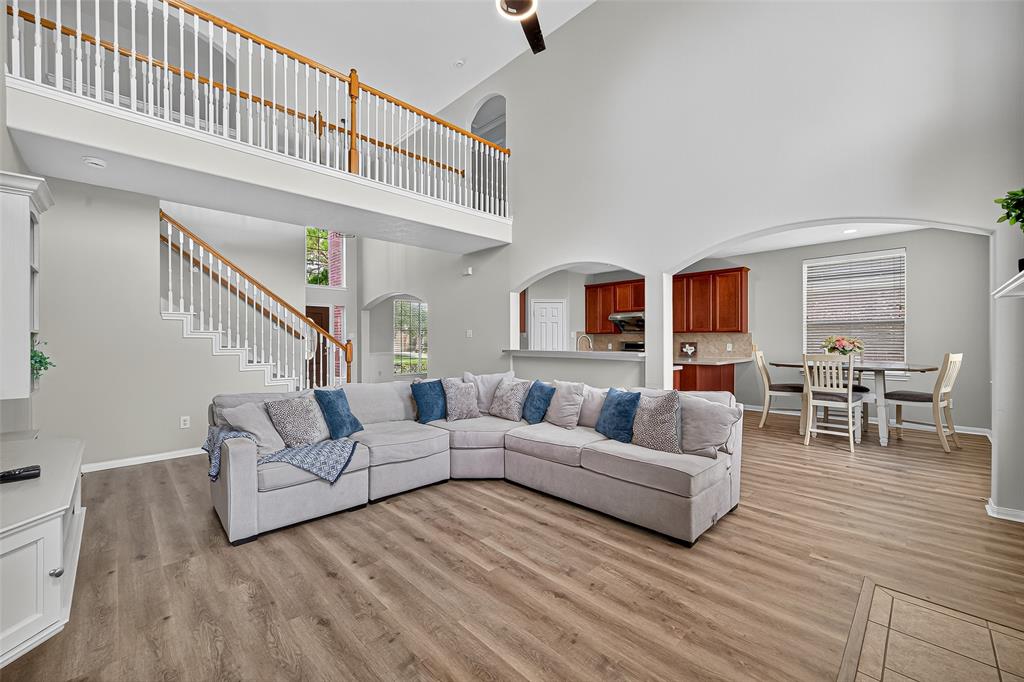 13406 Cherokee Rose Court