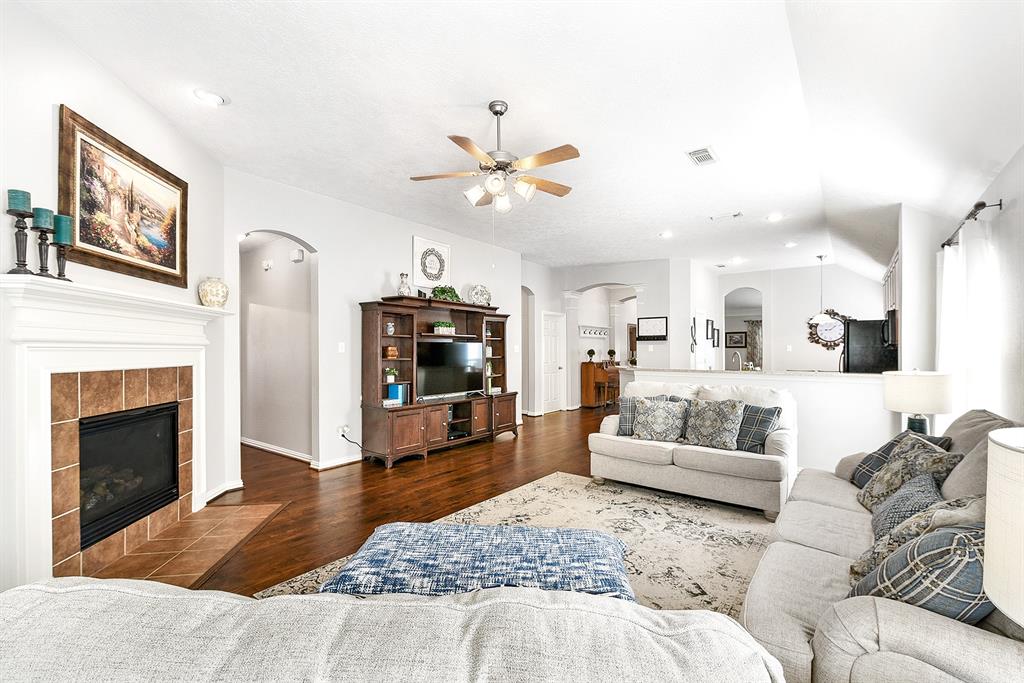 2822 Chalet Ridge Drive, Katy, Texas image 17