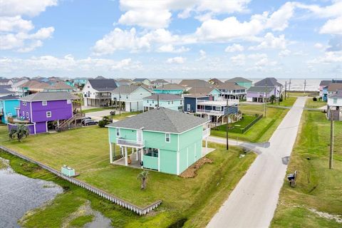 A home in Crystal Beach