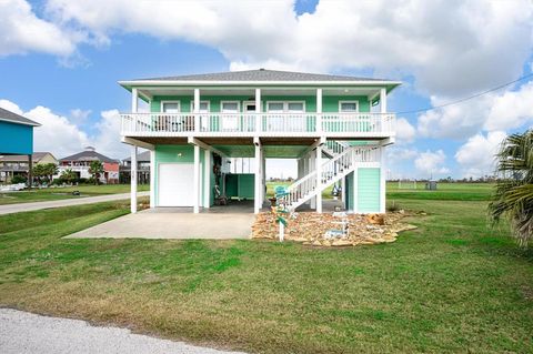 A home in Crystal Beach