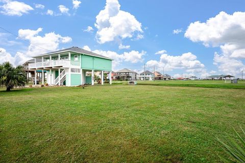 A home in Crystal Beach