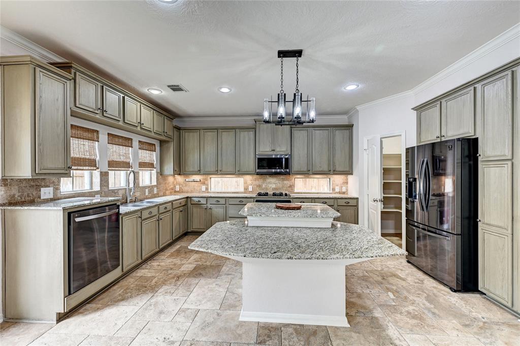 21814 Canton Pass Lane, Katy, Texas image 8