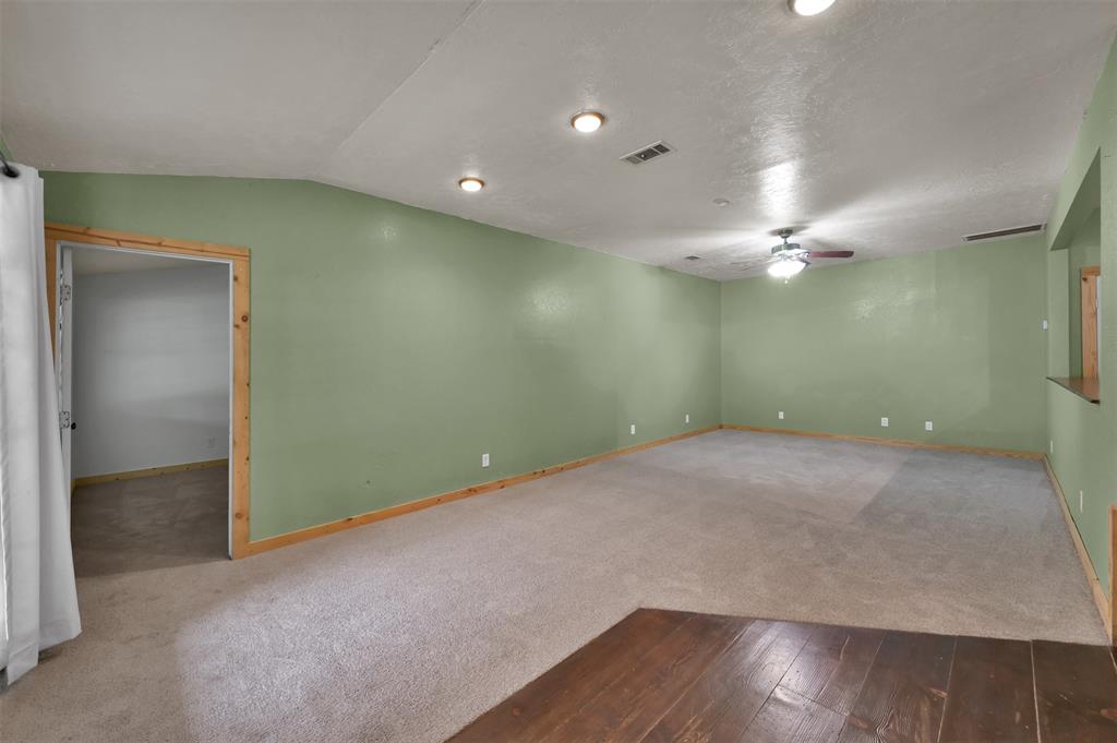 17835 Autumn Leaf Lane