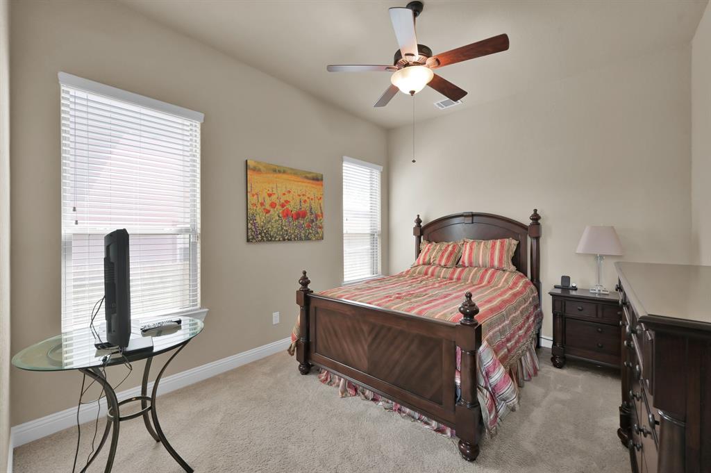4906 Tres Lagos Drive, Spring, Texas image 19