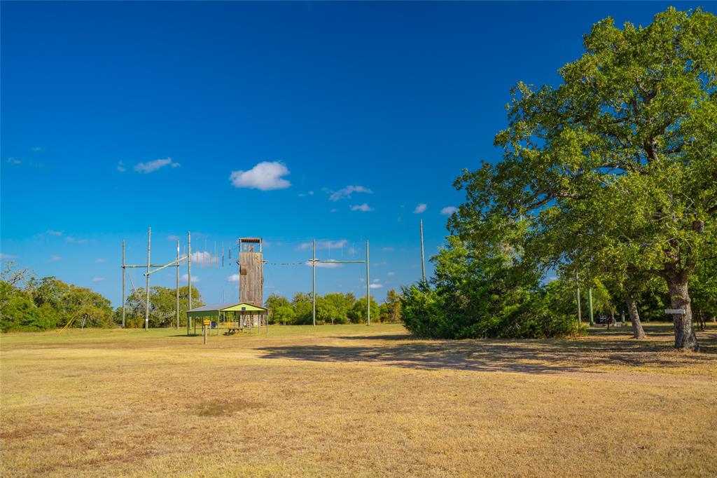 2001 Waldeck Road, Ledbetter, Texas image 7