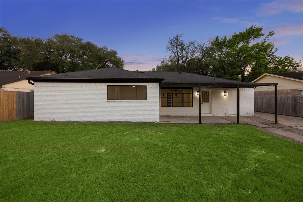 8902 Hendon Lane, Houston, Texas image 33