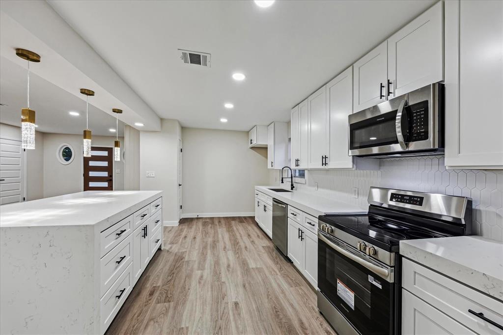 8902 Hendon Lane, Houston, Texas image 10