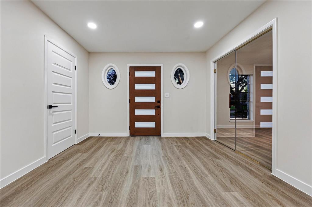 8902 Hendon Lane, Houston, Texas image 6