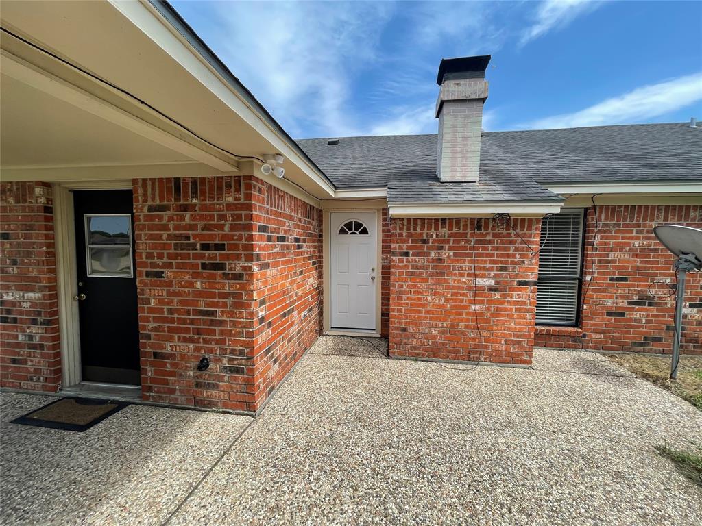 1075 Meadowland Drive, Beaumont, Texas image 32