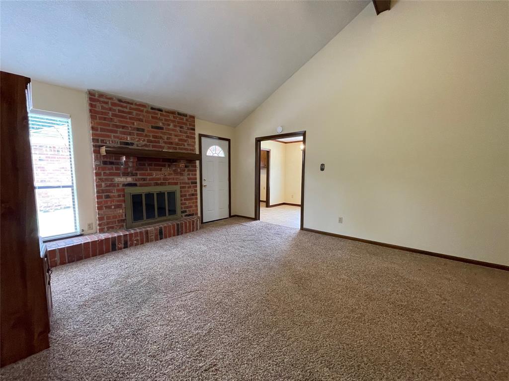1075 Meadowland Drive, Beaumont, Texas image 14